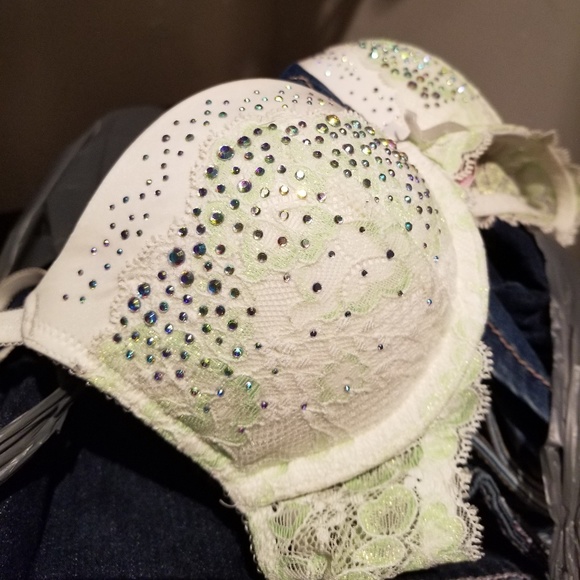 Victoria's Secret Dream Angels Bra - Picture 4 of 4